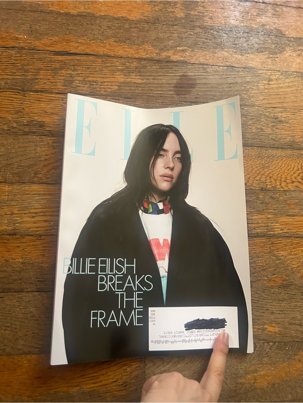 Elle Magazine - Picture 3 of 5
